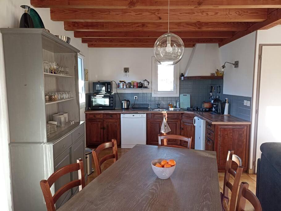 Maison De Montagne Au Calme Avec Cheminee Poubeau エクステリア 写真